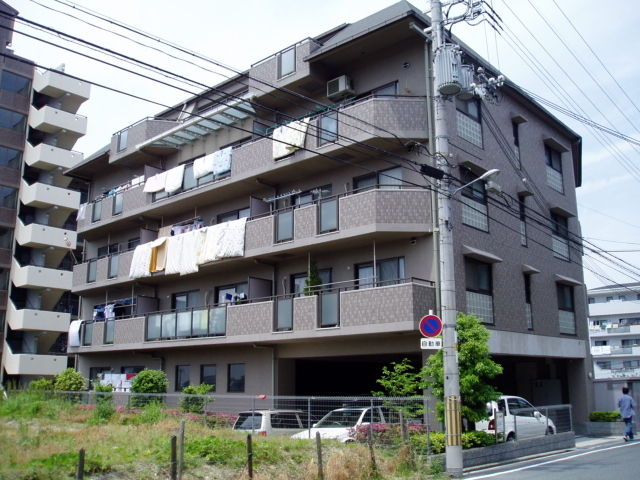 吹田市上山手町の賃貸